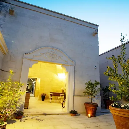 La Corte Di Edoardo Bed & Breakfast Vernole