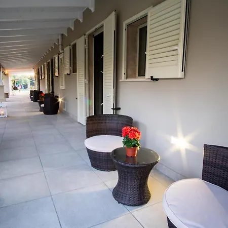 La Corte Di Edoardo 3*