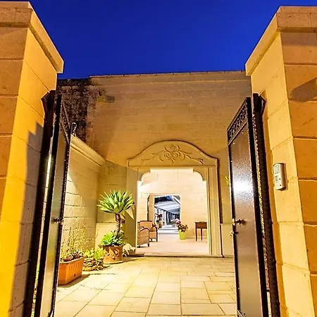 La Corte Di Edoardo Bed and breakfast