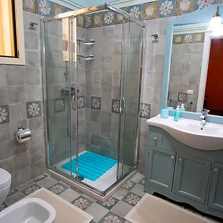 La Corte Di Edoardo Bed and breakfast 3*
