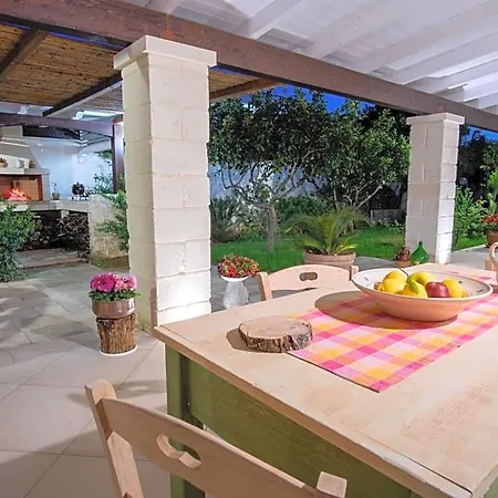 La Corte Di Edoardo Bed and breakfast Vernole